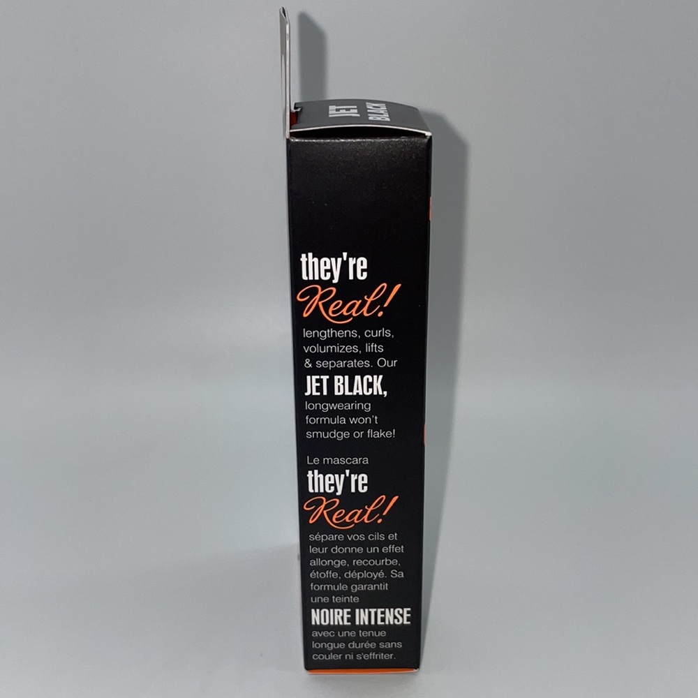 Benefit They're Real! Lengthening Mascara
Beyond mascara - Picture 3 of 6